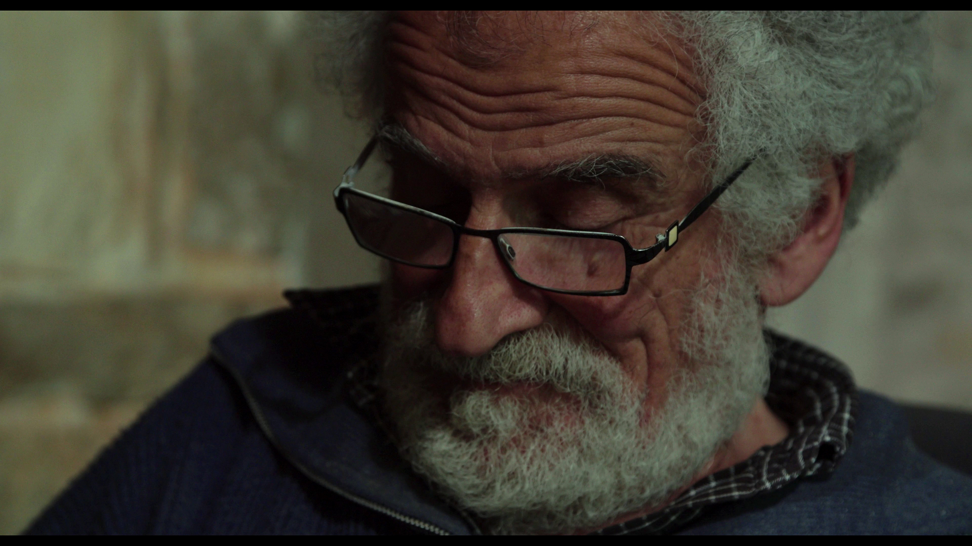 Glýptis : les mains pour le dire