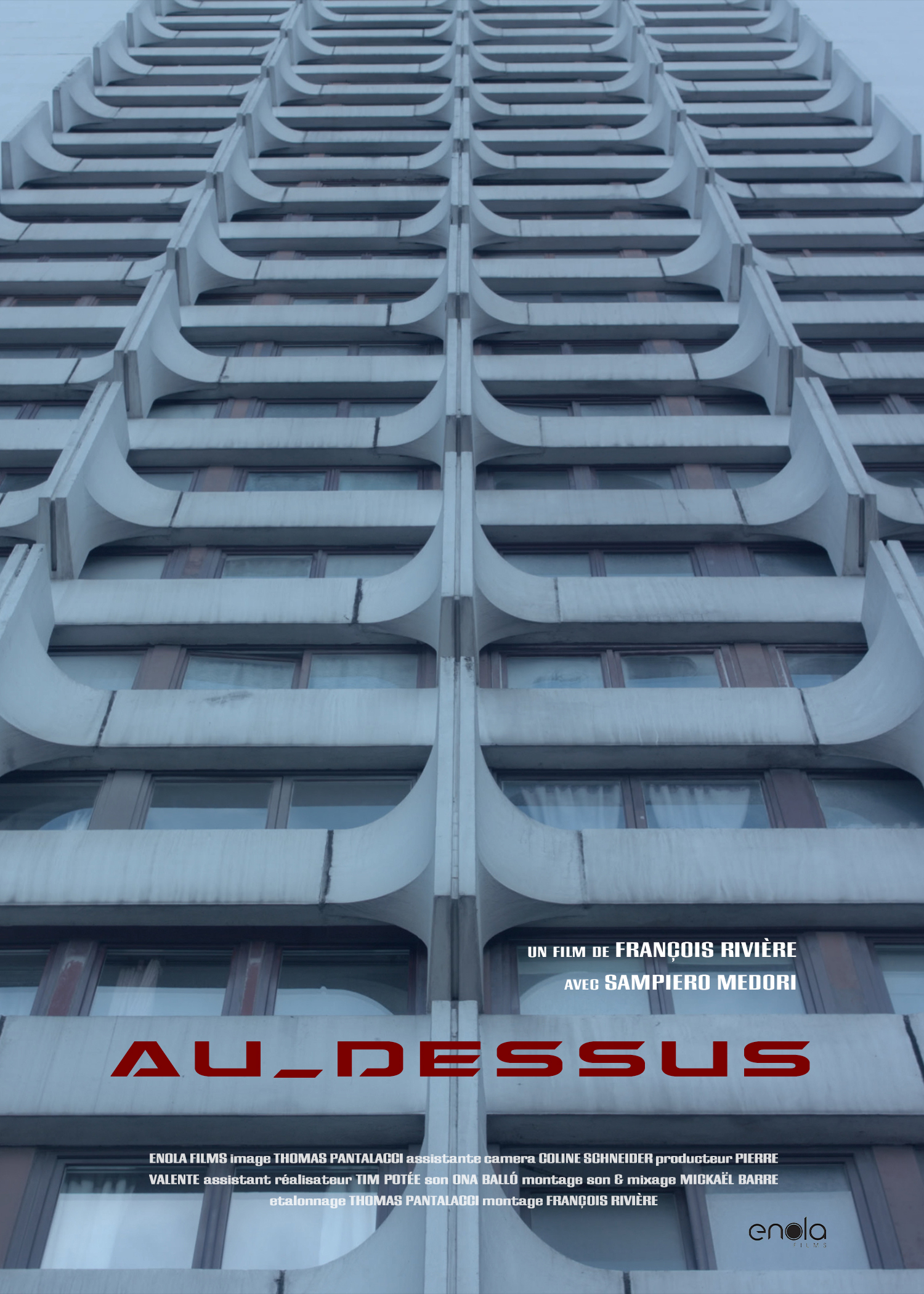 Au-dessus