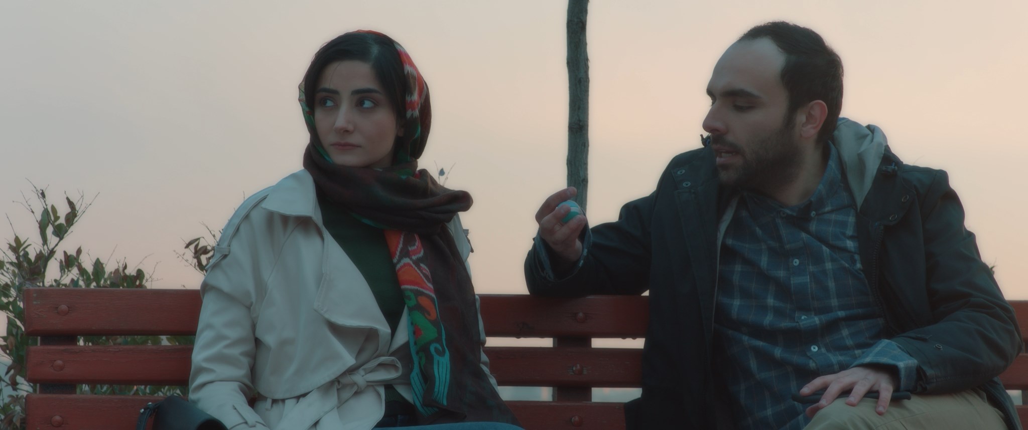 Man Khab-haye Madaram ra Mibinam