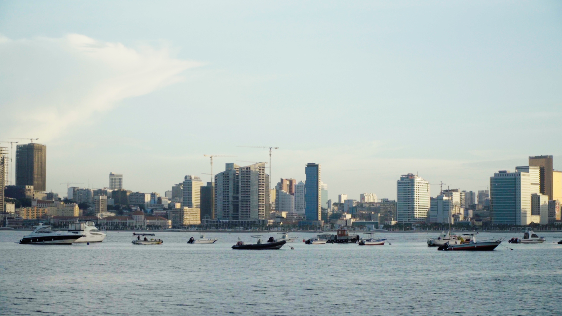 Último fecha a porta