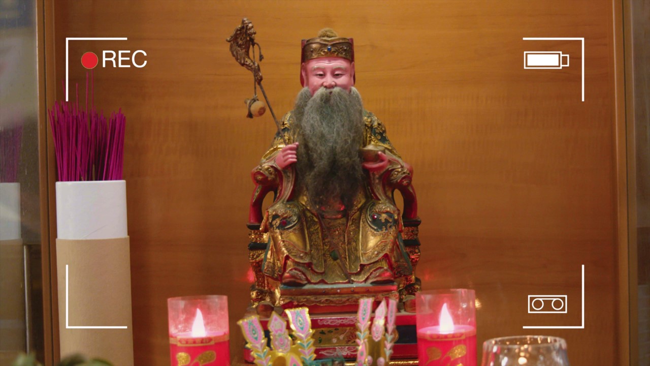 Who Stole Tua Pek Kong?