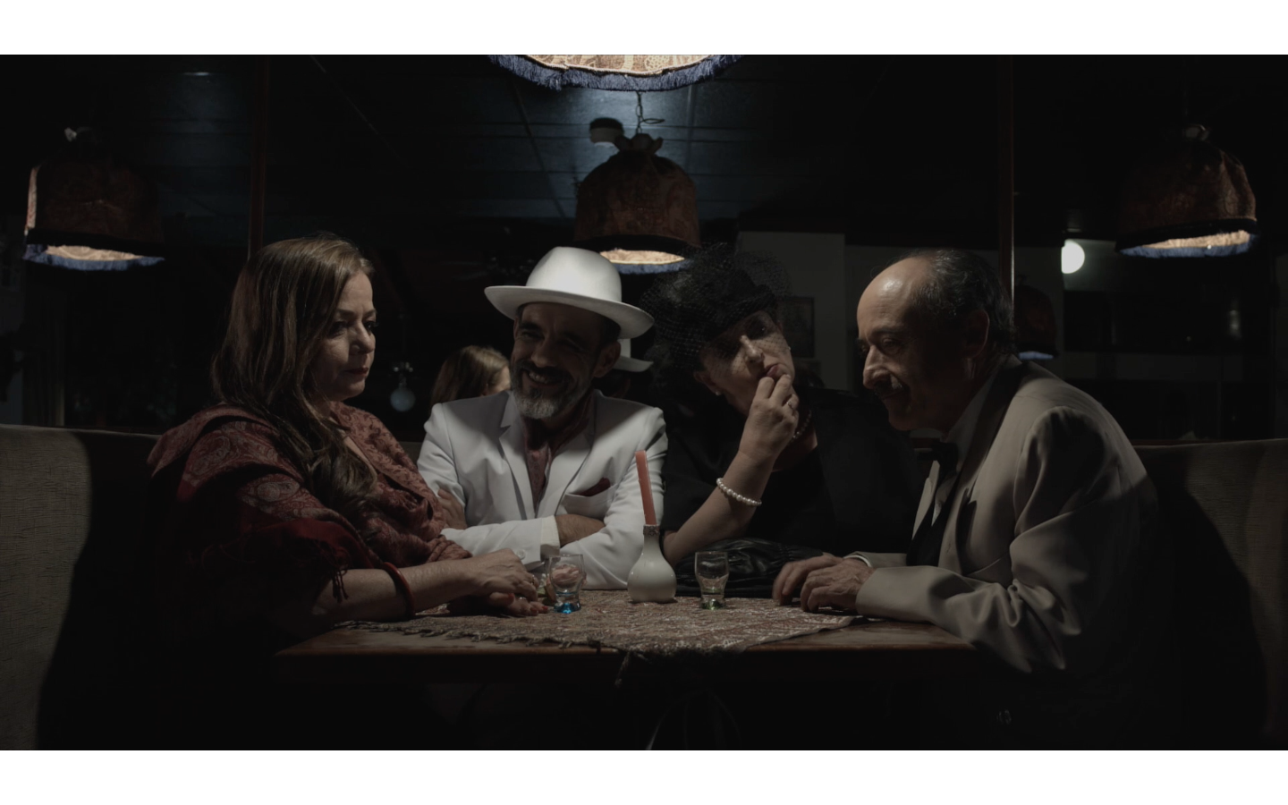 Un roto para un descosido