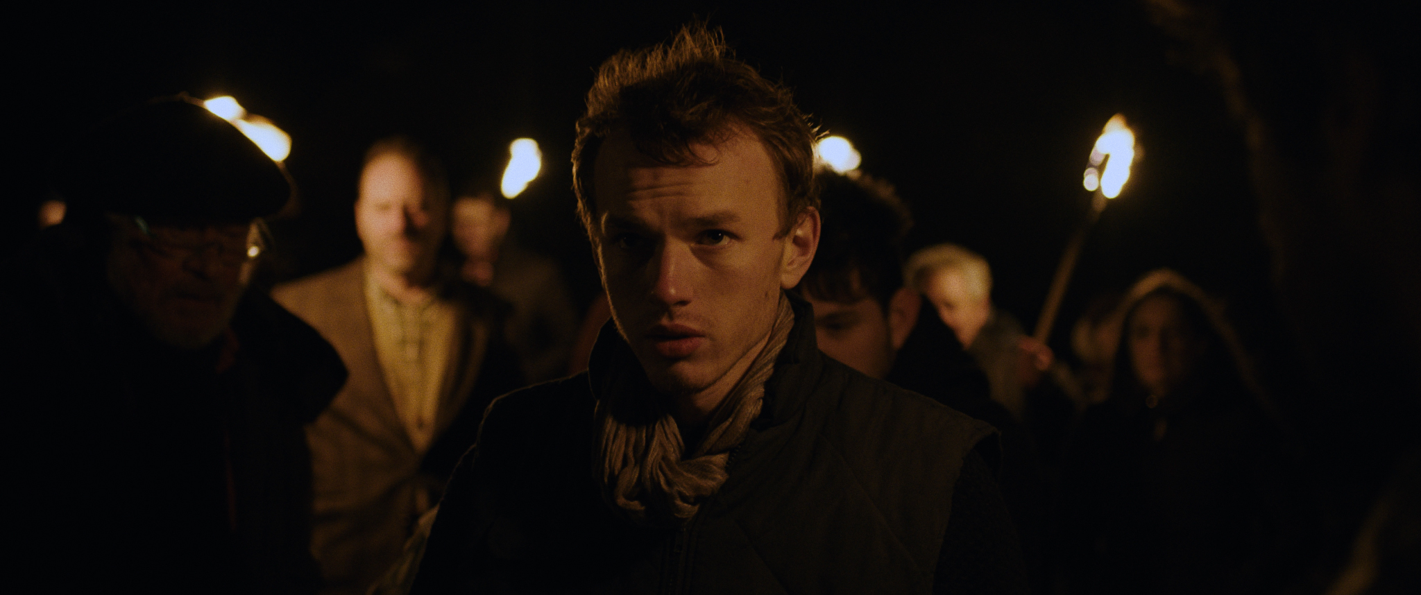 Que règne le silence