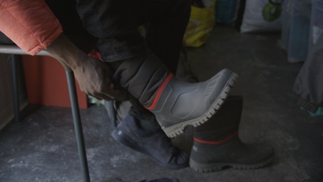 400 paires de bottes