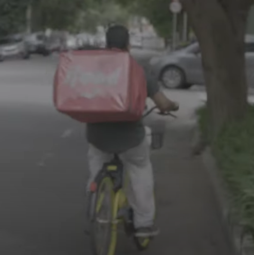 Você tem olhos tristes