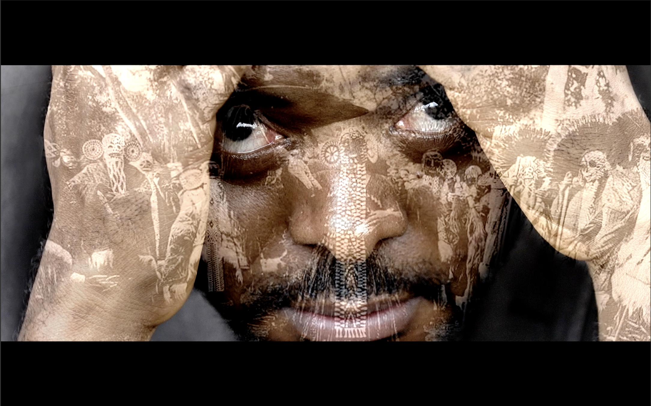 Nsi, l'eau qui coule entre les ponts