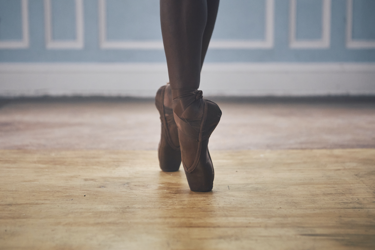 Pointe Black