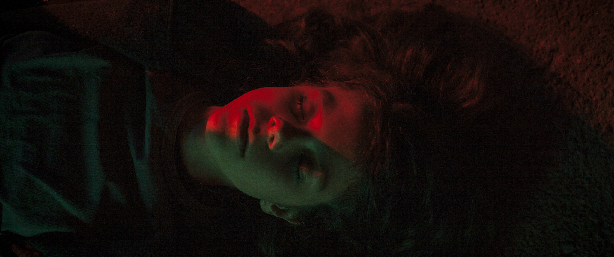 Ella y la oscuridad