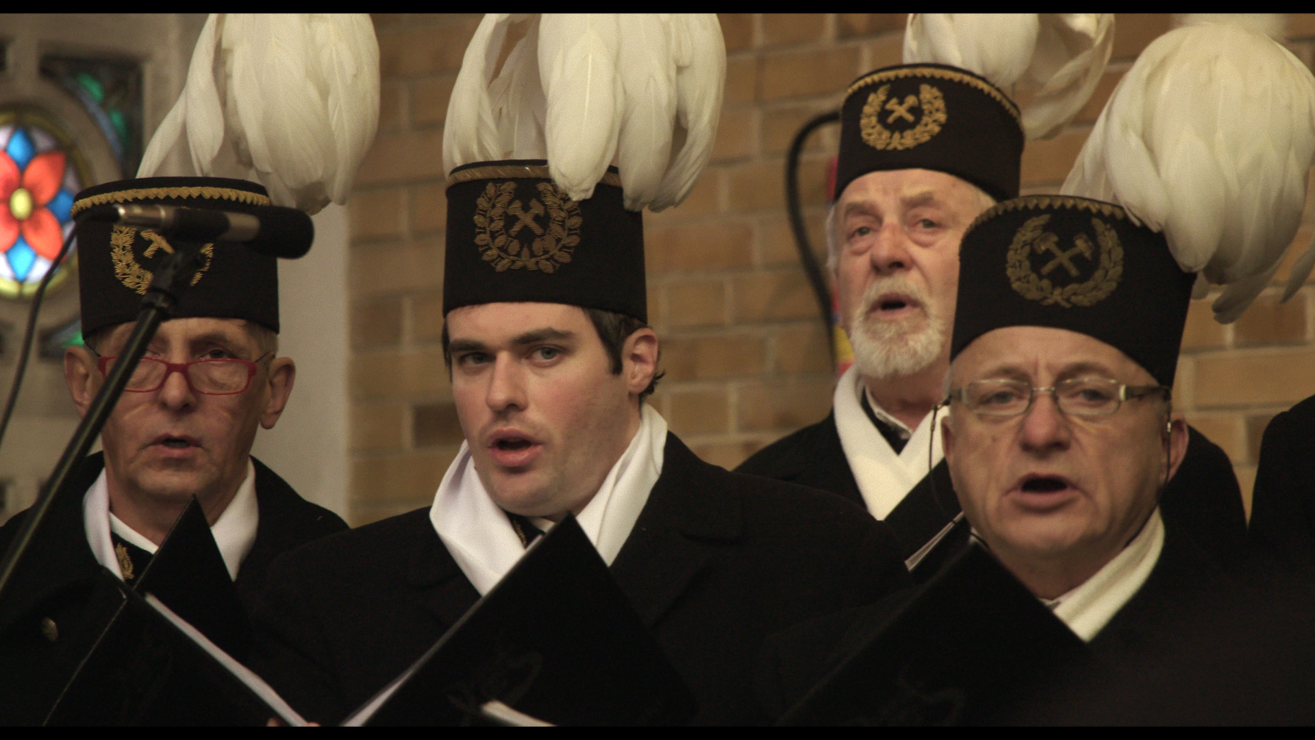 Autour d'eux, la nuit