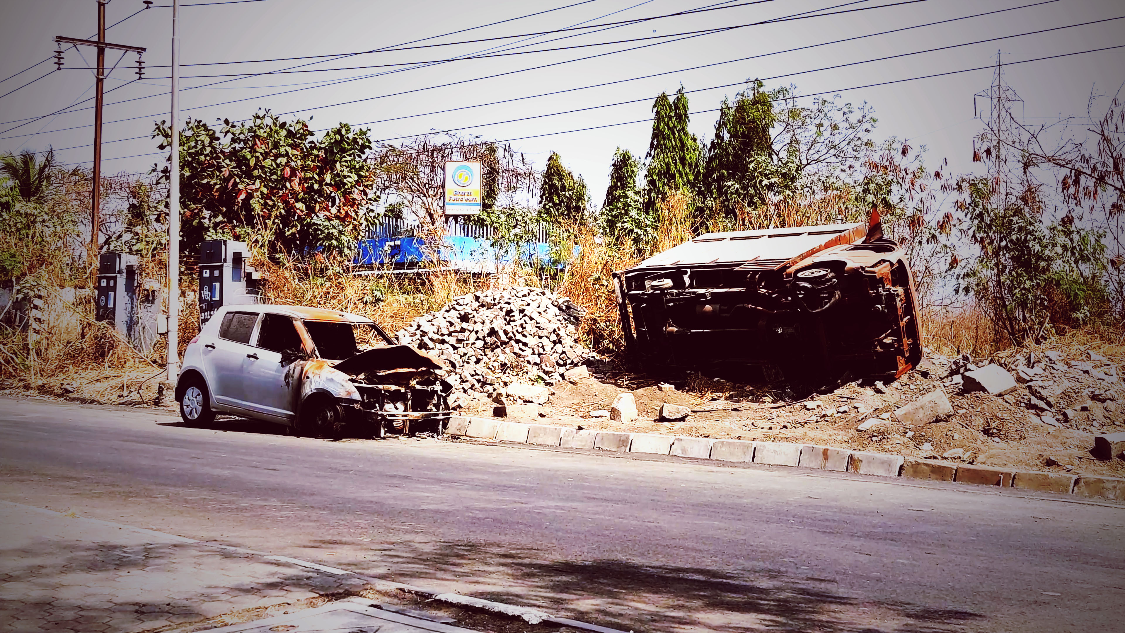 Taxi - An Uncertain Conversation