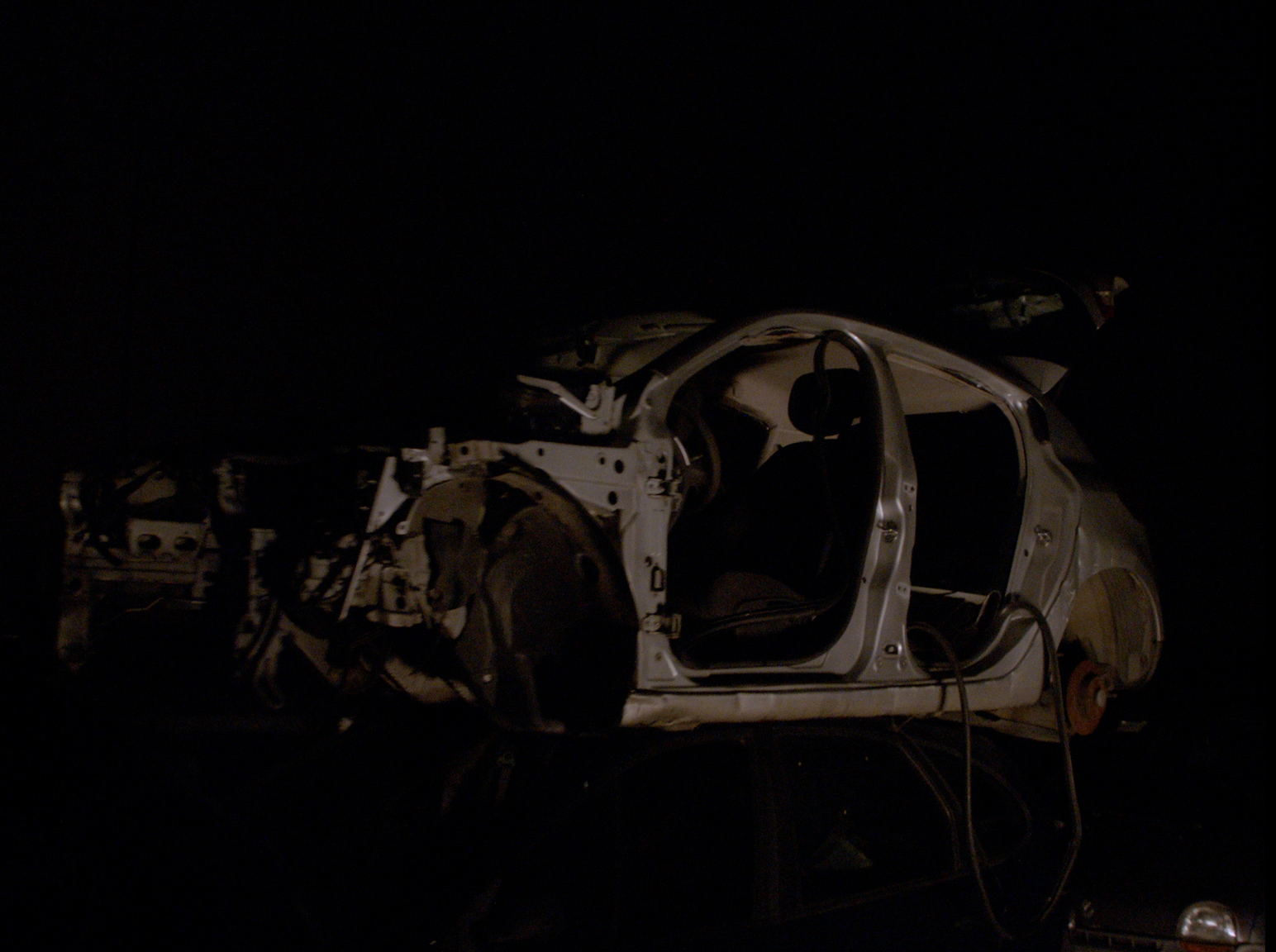 Halves Through Night - نصفين الليل