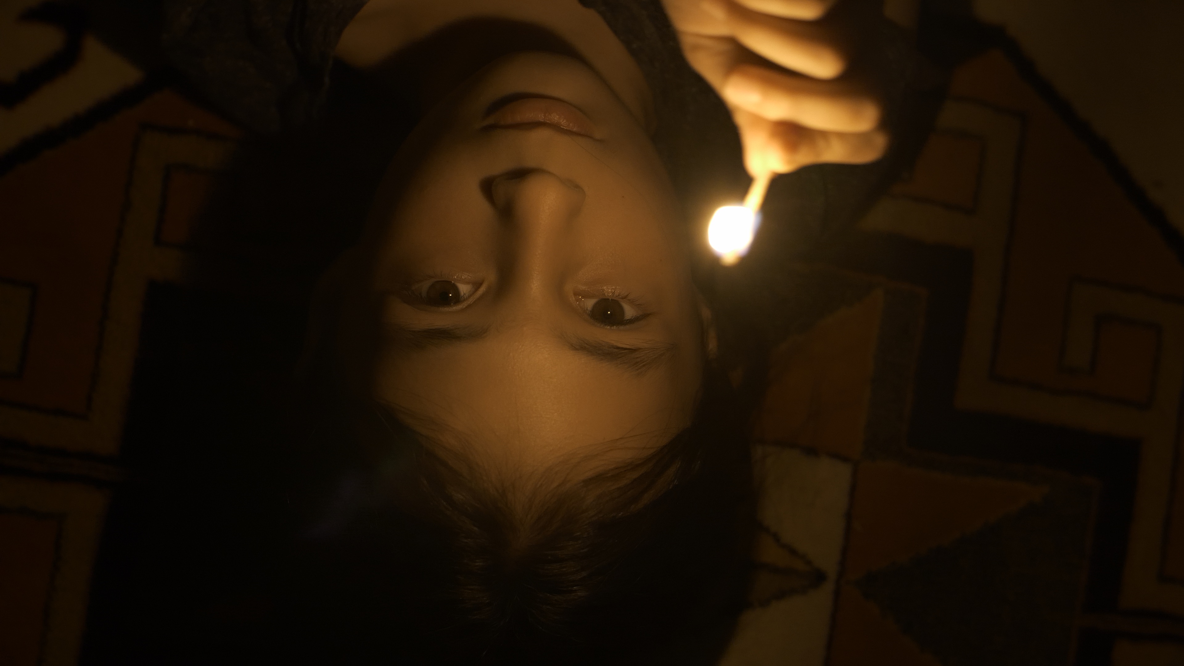 Ev İçinde Ev İçi Alev