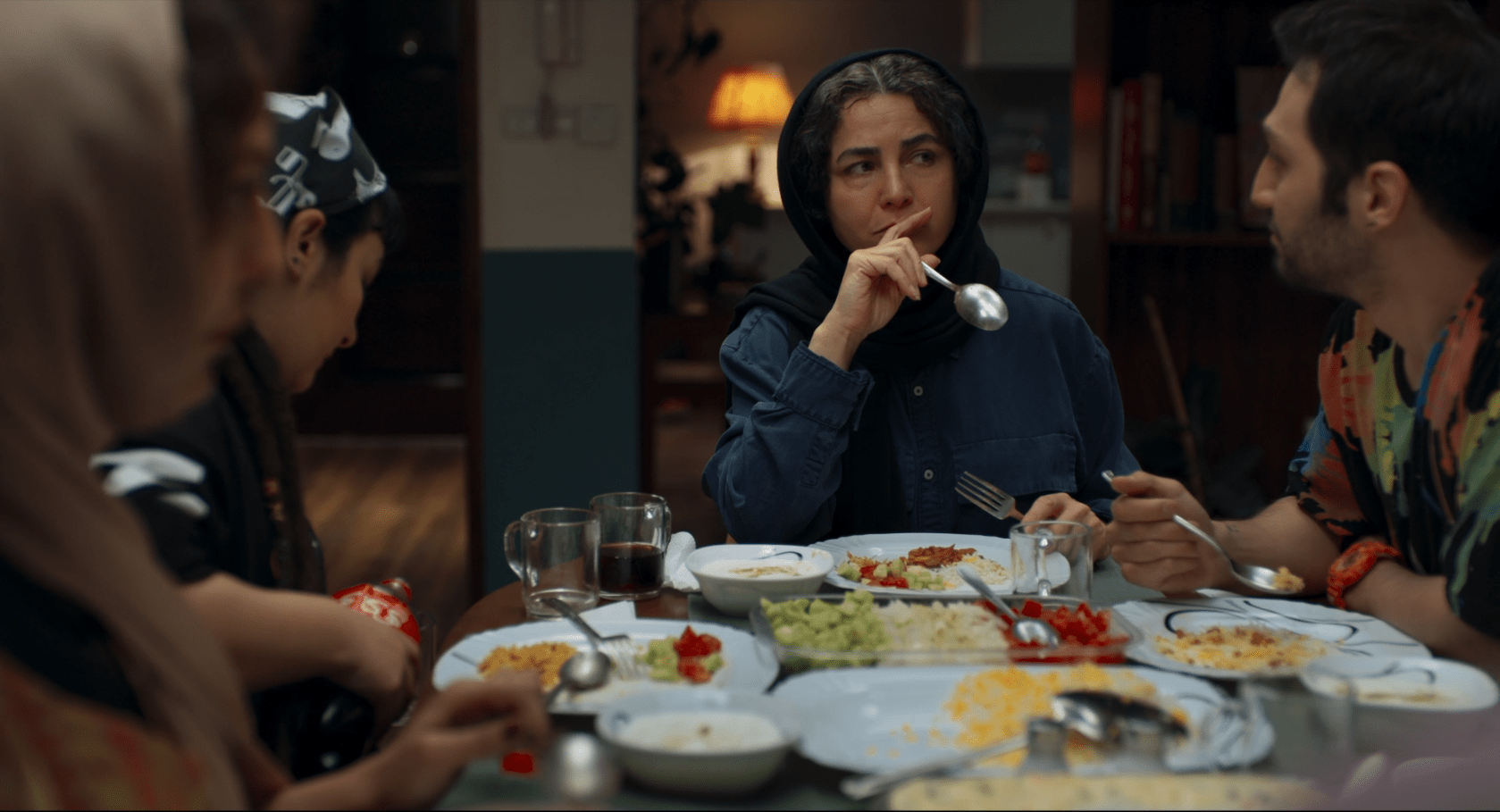 Wind Is Blowing In The Alley