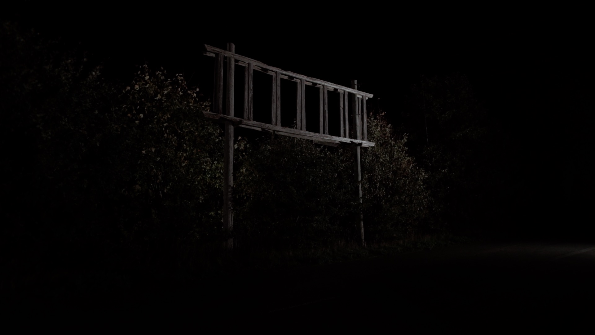 How the Wooden Structures Survived in My Mind