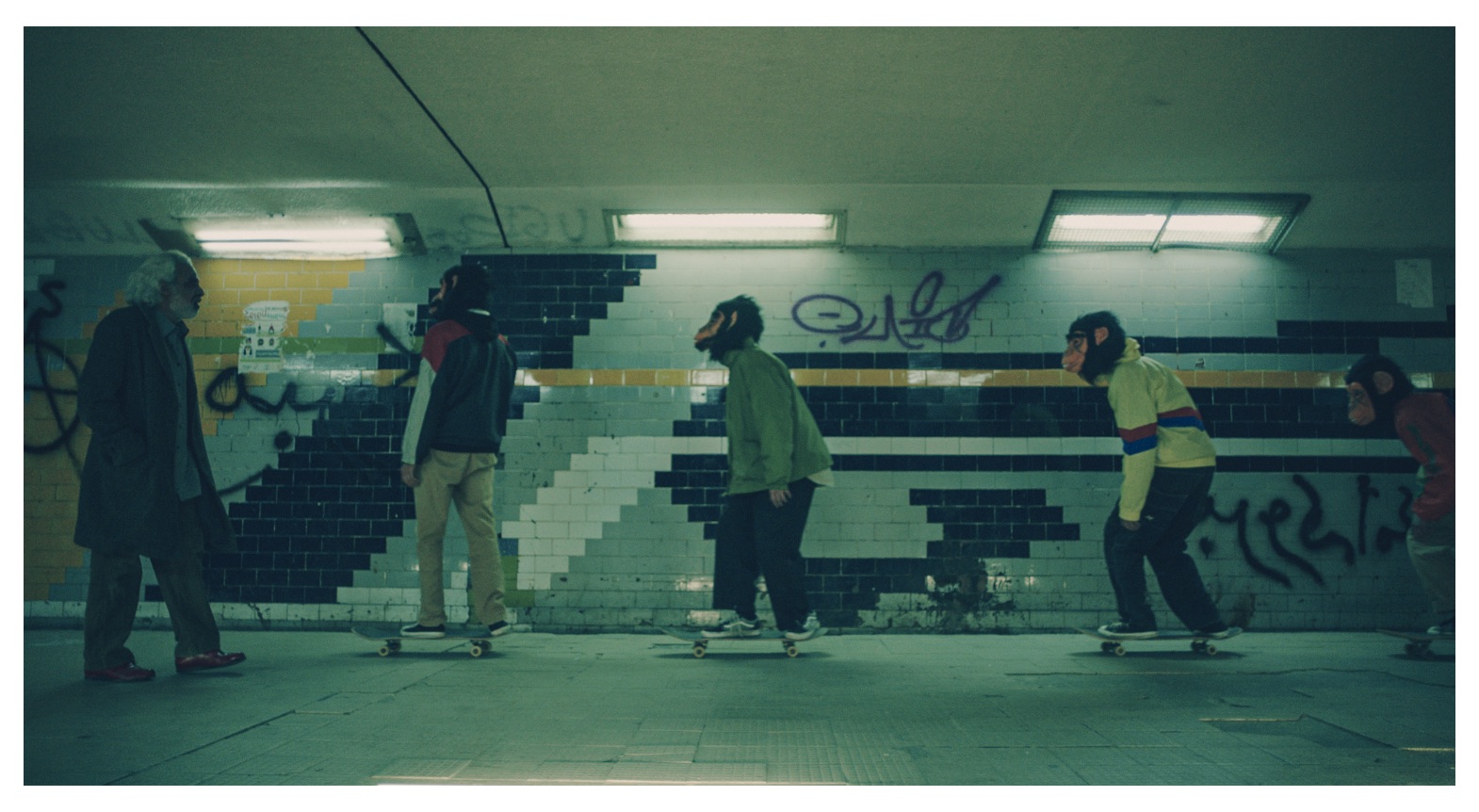 Pas en arrière, deux pas en arrière