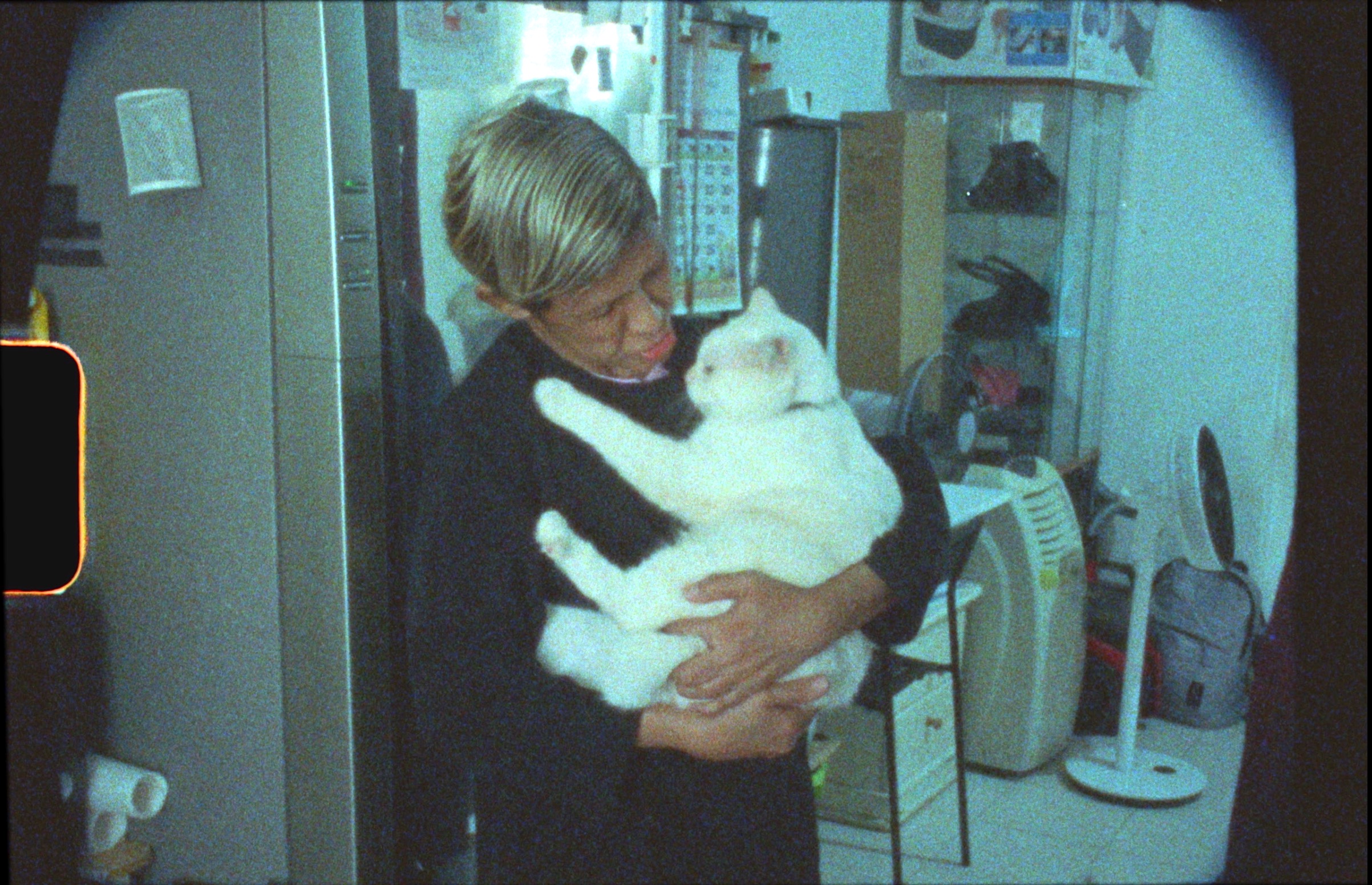 Kristin dan Kuching Kuchingnya