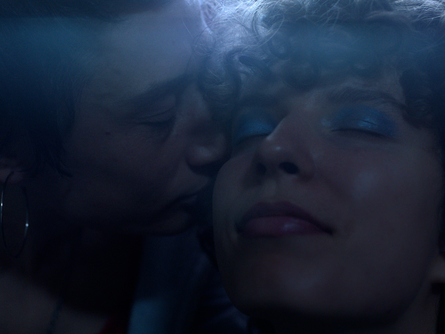 Dansând cu Diavolul