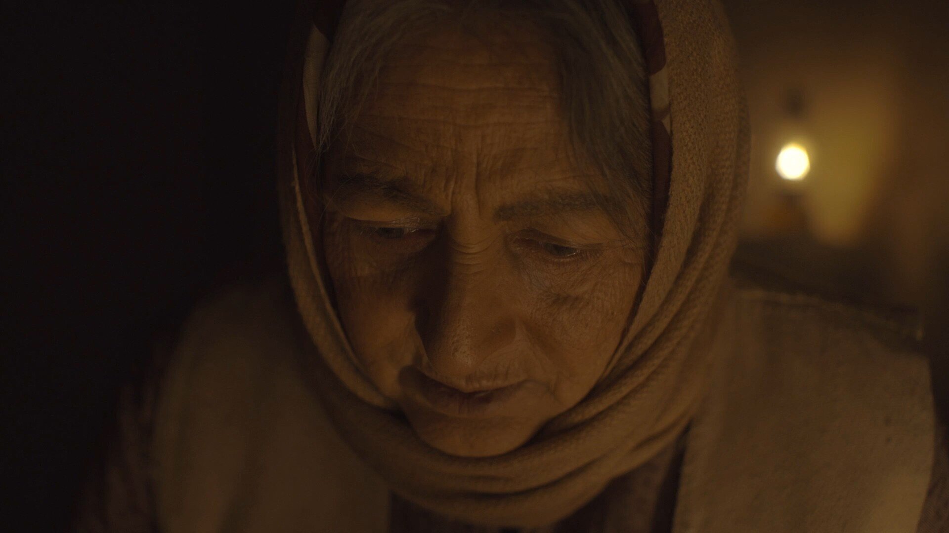 Atr-e khialangiz-e shokoufeha-ye bahari