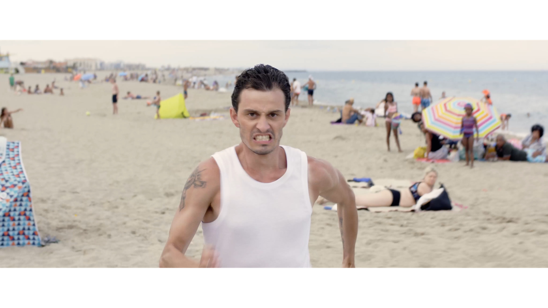 Coureur sur la plage