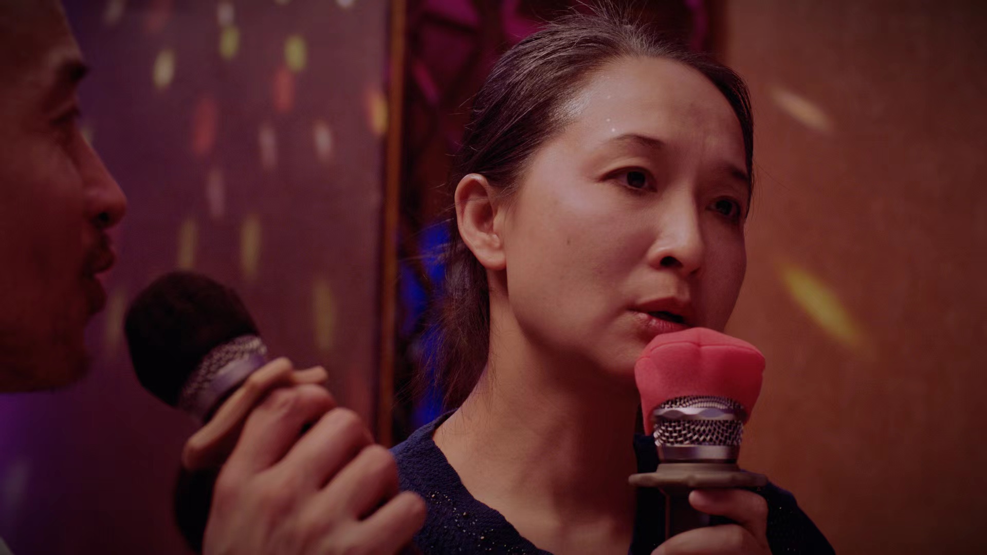 Mounts Ward the Canoe Off