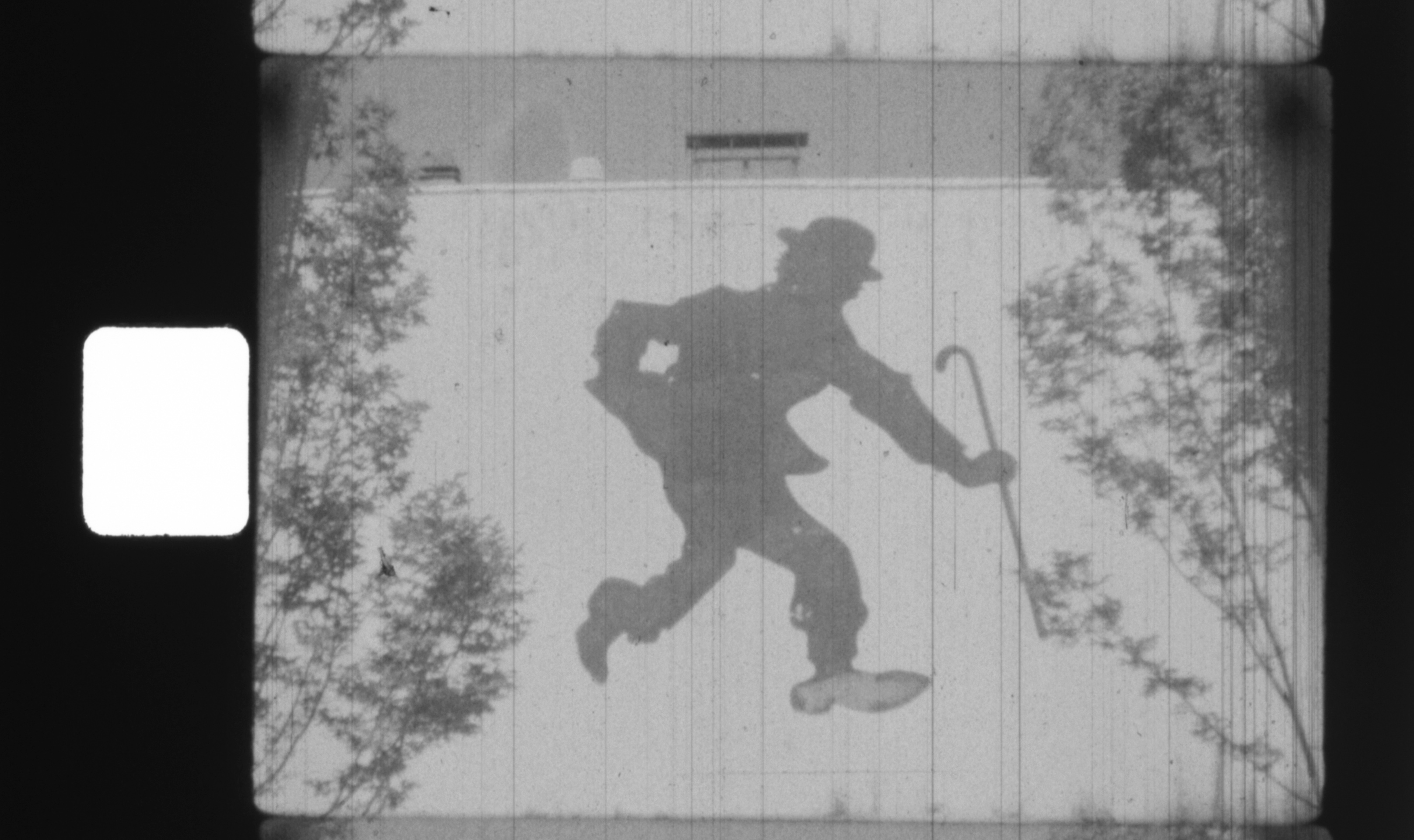 Junio 25. Andréi Tarkovski, visita a su tumba.