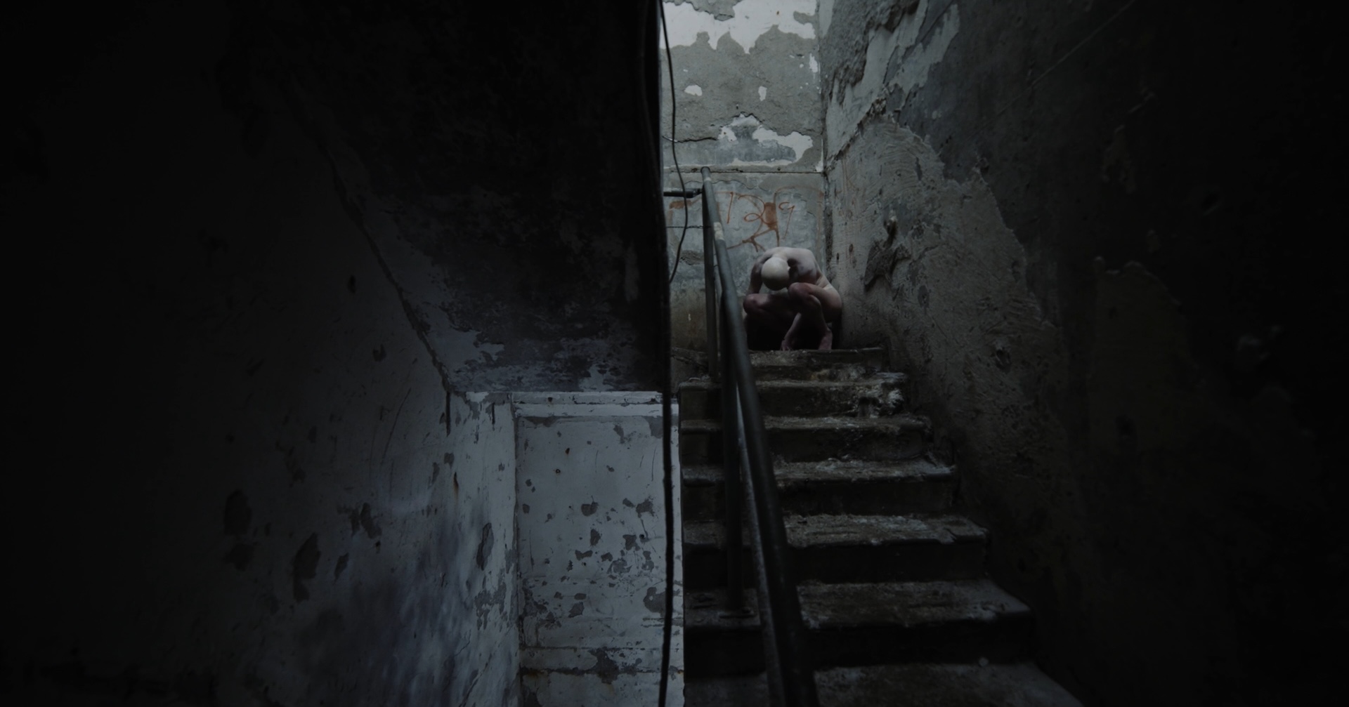 Cement - the Pressure of Concrete