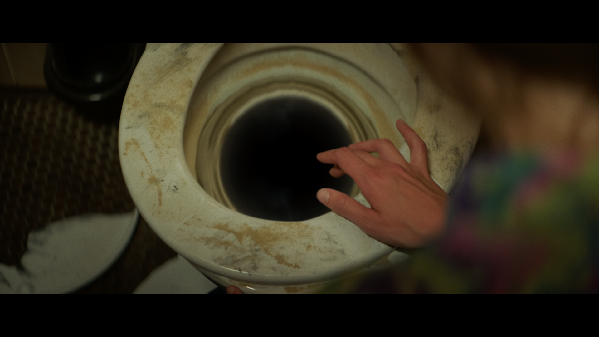 Square Peg in a Black Hole