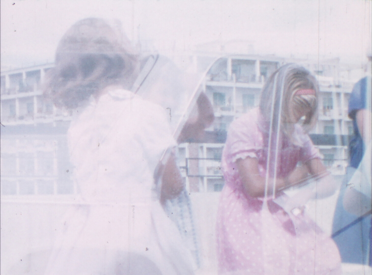 Un Modo di Sorridere Insolito